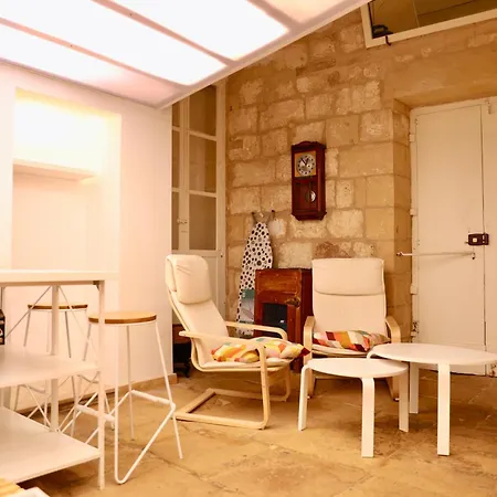 Daire Lovely Duplex In The Charming Town Of By 360 Estates